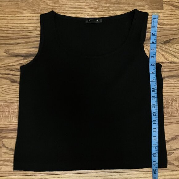 St. John Caviar  |  Black Knit Sleeveless Sweater - Picture 10 of 10